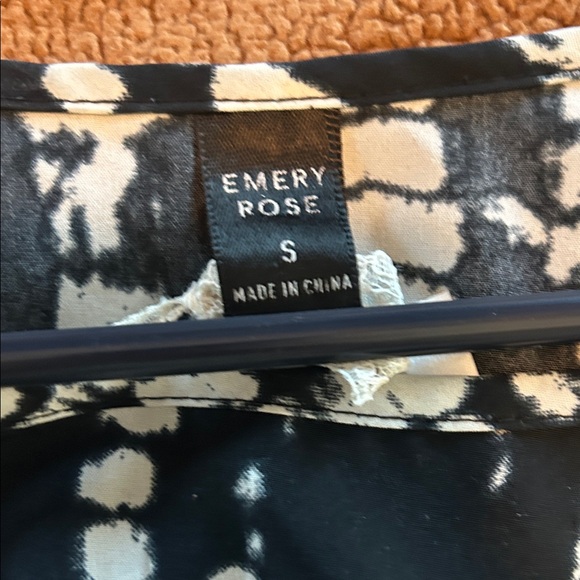 Navy and White Women's Top - Picture 4 of 9